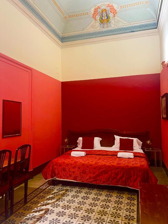 Hotel Valentino คาตาเนีย ภายนอก รูปภาพ