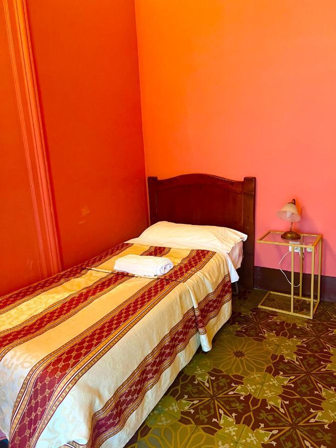 Hotel Valentino คาตาเนีย ภายนอก รูปภาพ